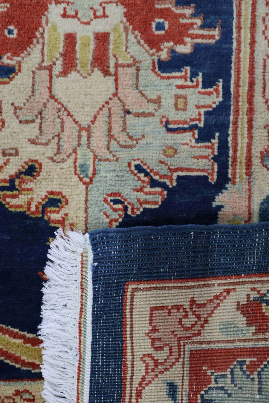 Heriz Handwoven Rug - Revival Collection - 2.7 x 3.7 m