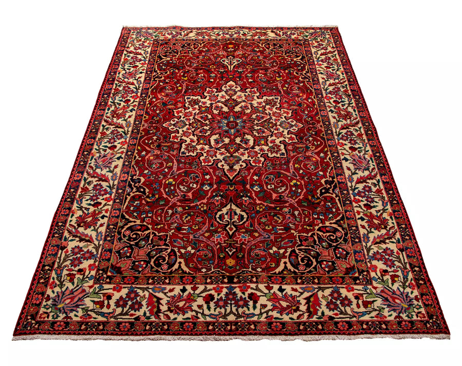 Persian Bakhtiari Rug 3.2 X 2.05 m