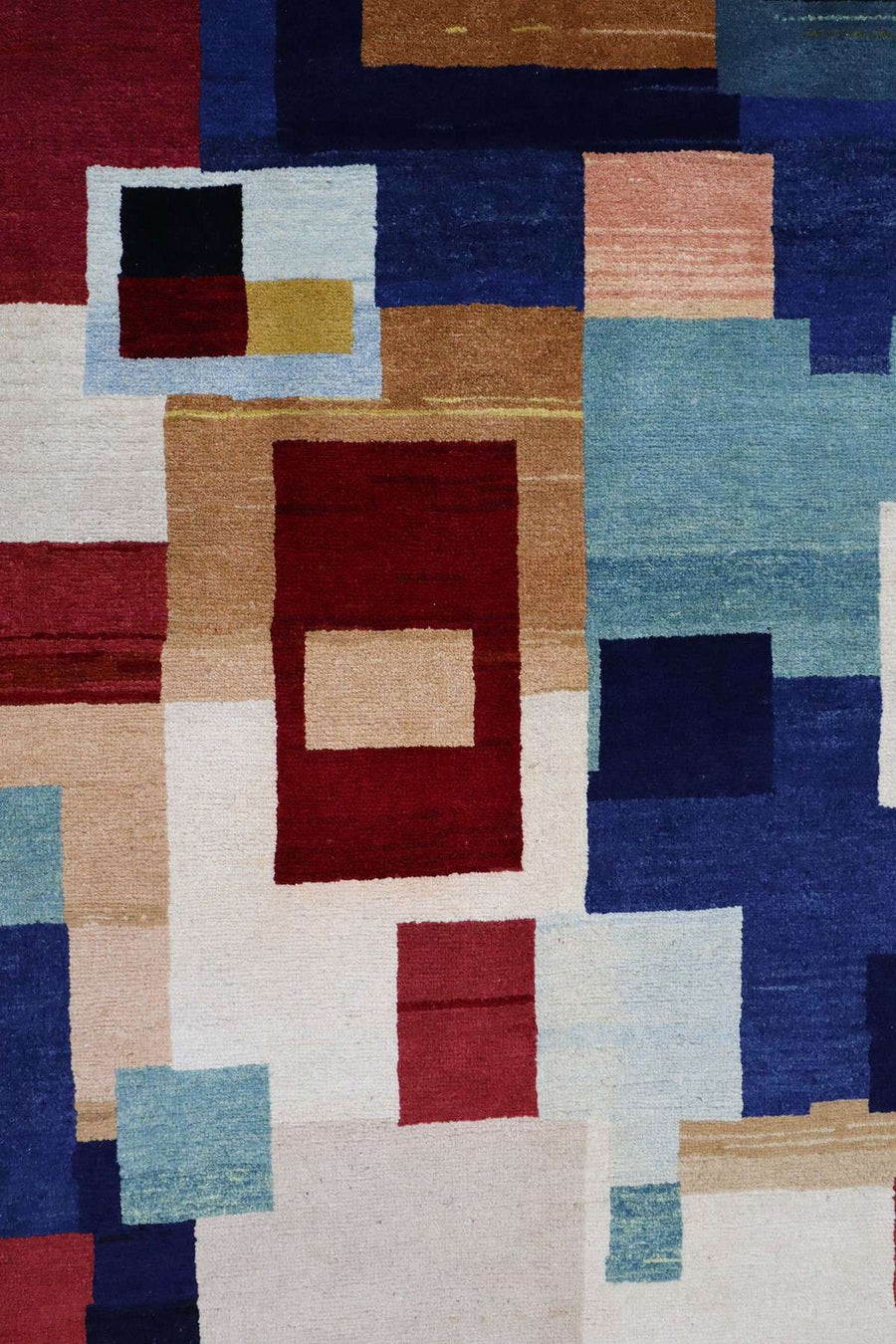 Designer Contemporary Rug - 2.43 x 1.67 m