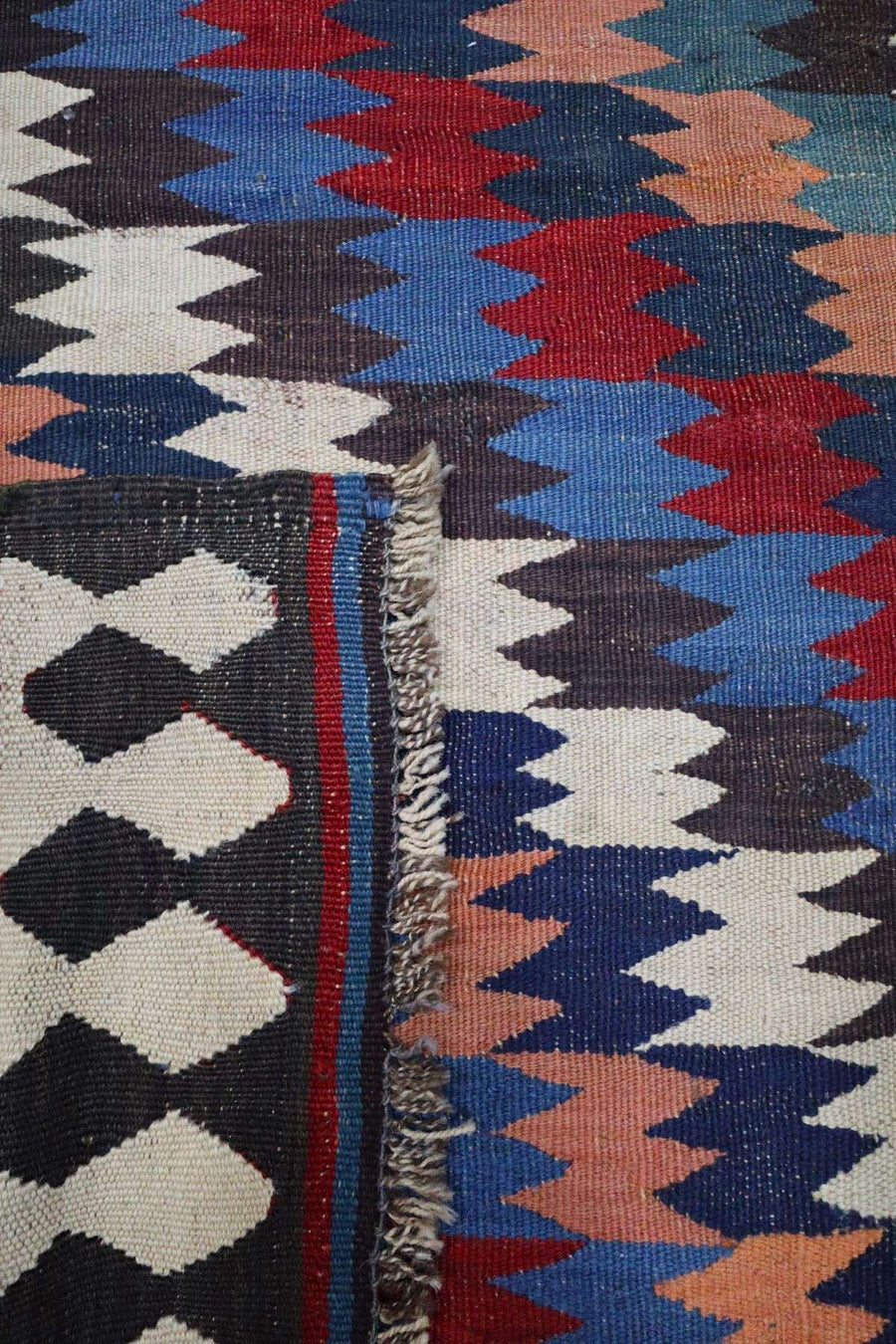 Persian Varamin Kilim Collectible - 3 x 1.8 m