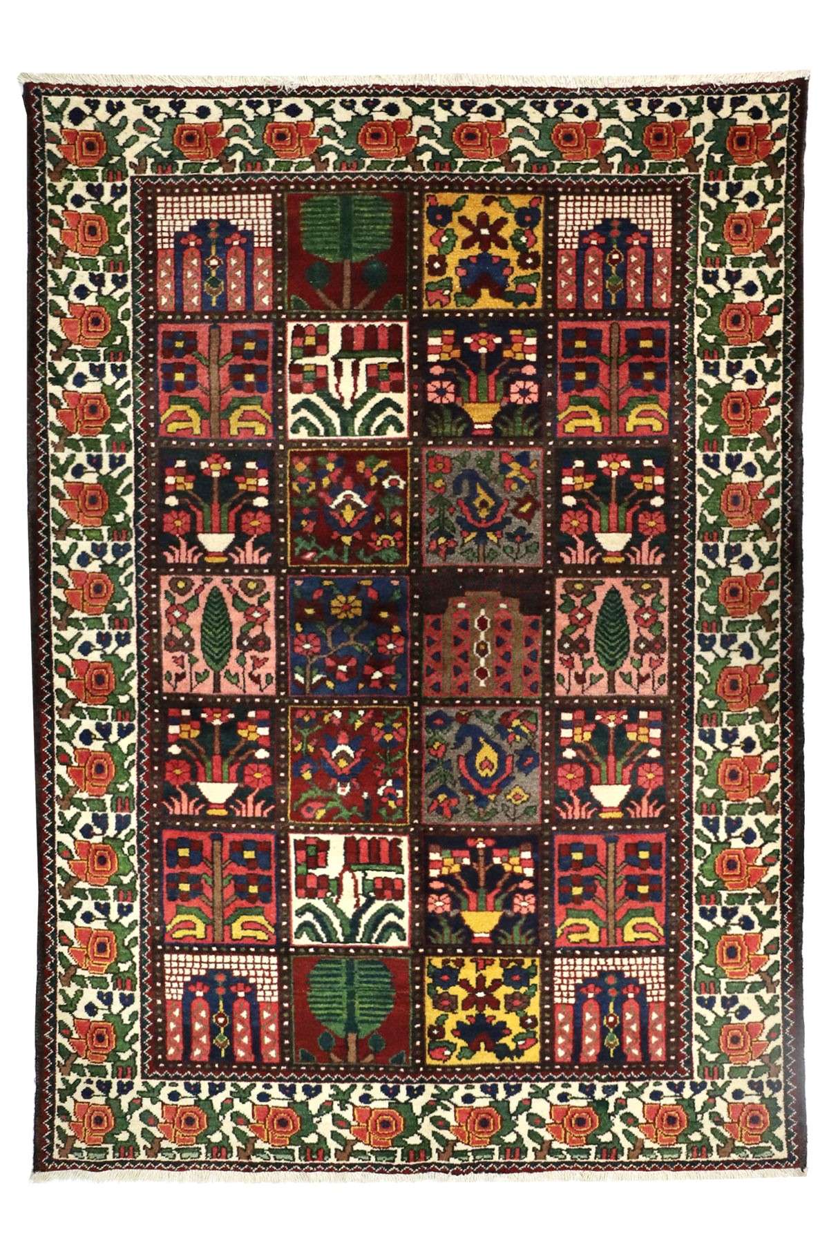 Persian Bakhtiari Rug - 2.35 x 1.57 m