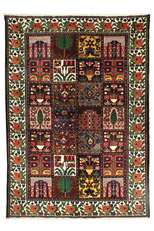 Persian Bakhtiari Rug - 2.35 x 1.57 m