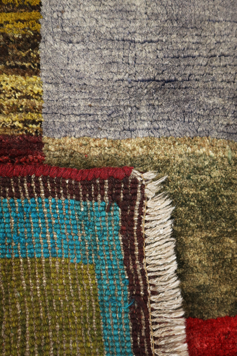Modern Gabbeh Rug - 1.57 x 1.04 m
