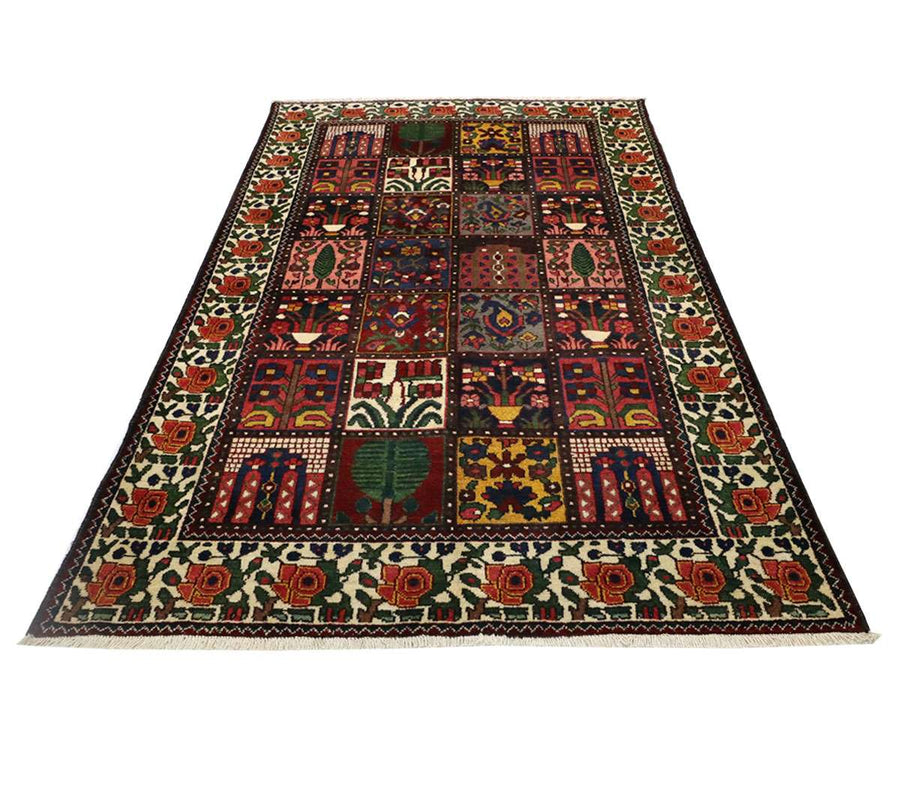 Persian Bakhtiari Rug - 2.35 x 1.57 m