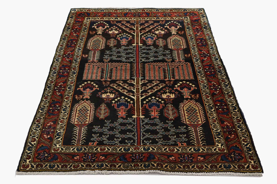 Persian Handmade Bakhtiari Rug - 1.47 x 1.05 m