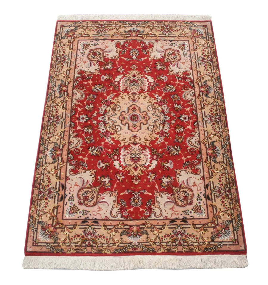 Persian Wool and Silk Carpet - Intricate Design - 1 x 1.5 m