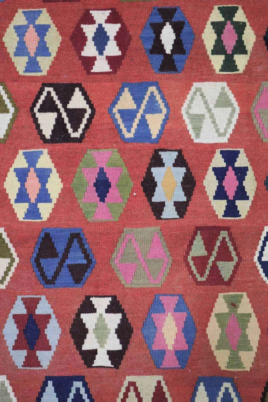Traditional Shiraz Kilim Rug - 3 x 1.8 m