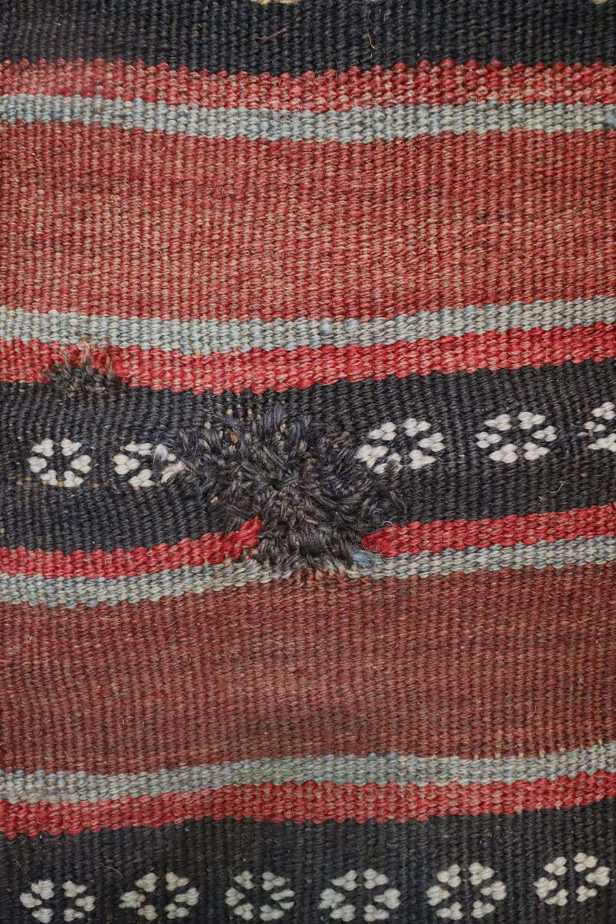 Vintage Persian Kilim For Sale - 2.5 x 1.6 m