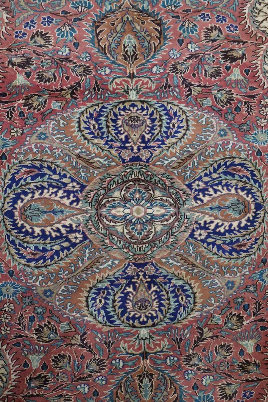 Vintage Turkish Rug - 3 x 2 m