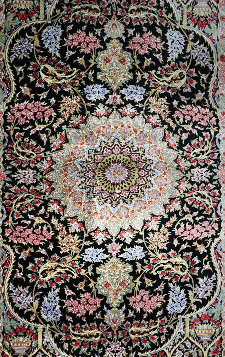 Qum Silk Rug - 1.52 x 1 m