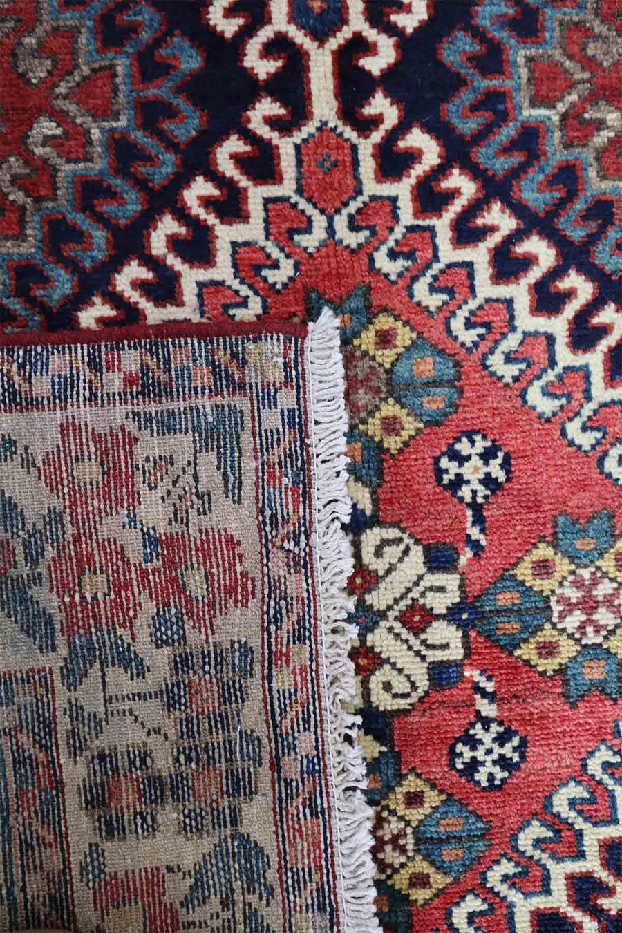 Vintage Bakhtiari Tribal Rug - 2.2 x 1.4 m