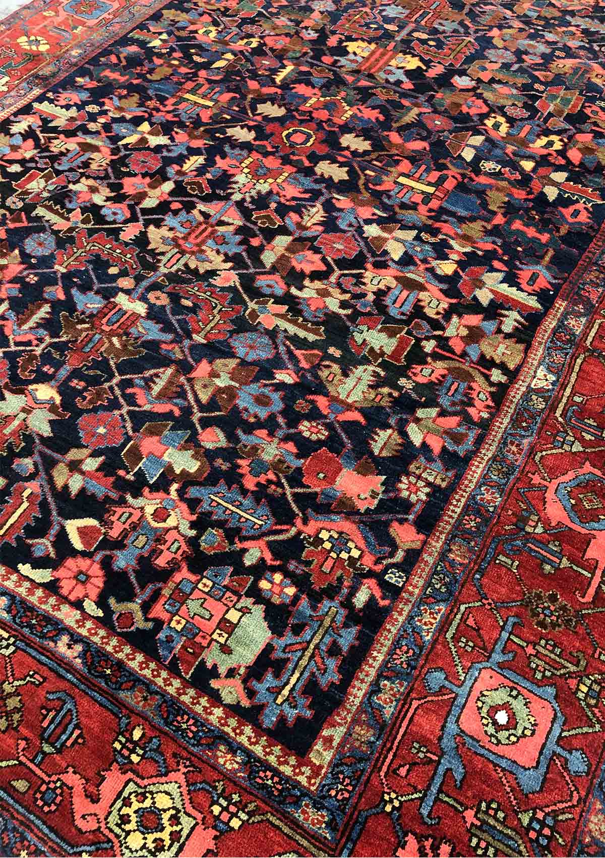 Antique Heriz Rug - Collectable Circa 1910