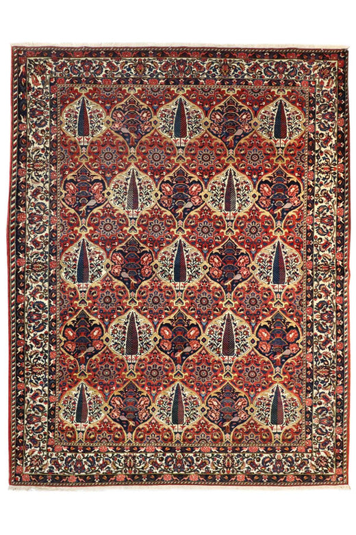 Persian Bakhtiari Rug - Semi-Antique - 3.12 x 2.3 m