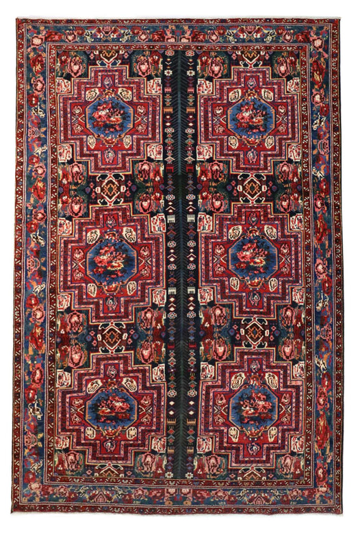 Bakhtiari Rug - Antique and Collectable - 3.15 x 2.1 m