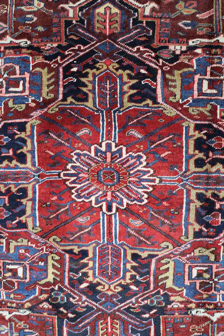 Vintage Heriz Rug - 4 × 2.8 m